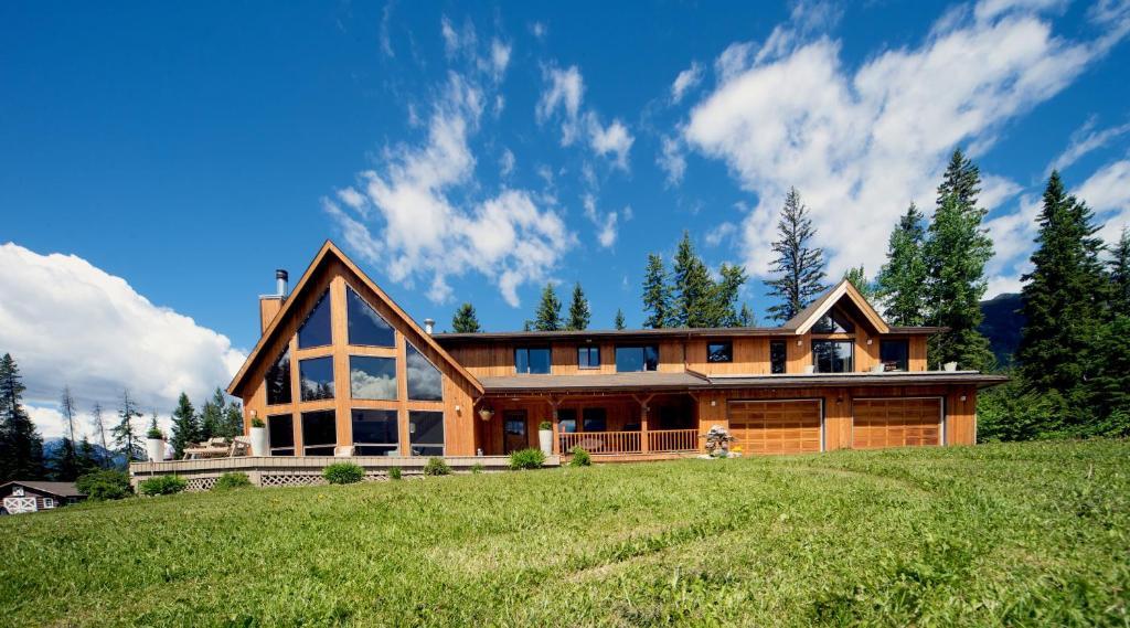 Home Lodge Golden Exteriör bild